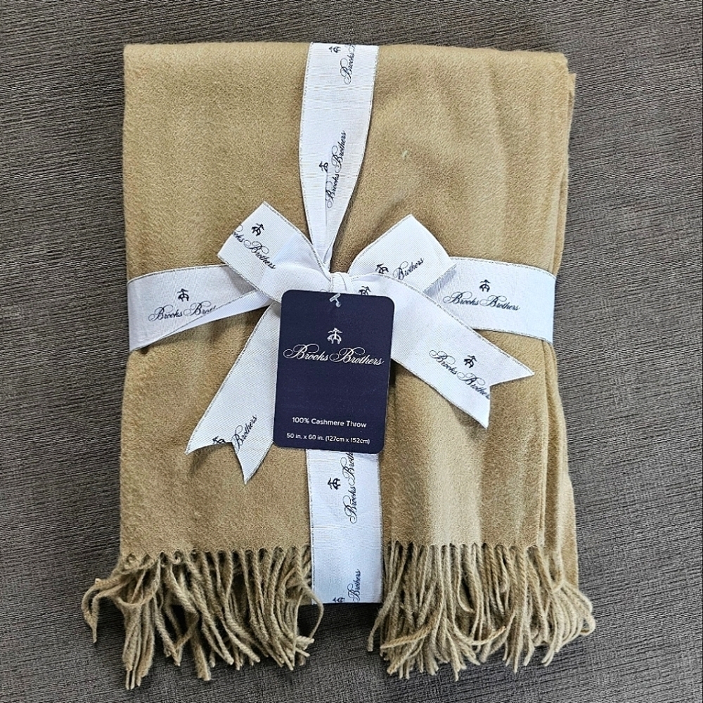 Brooks Brothers Home 100% Cashmere Throw Blanket NWT $395 Size 60'' x 50"
